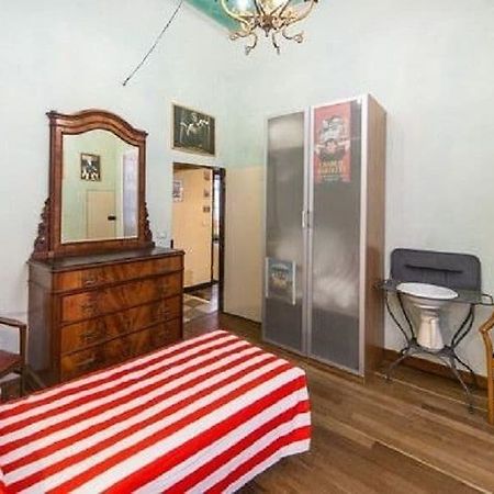 B&B La Rosa D'Oro Genua Buitenkant foto